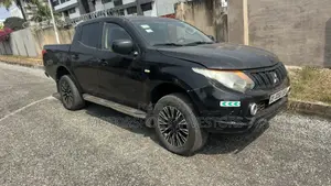 Mitsubishi L200 2016 Black