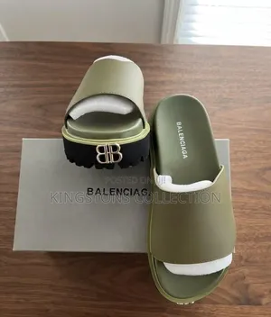 Balenciaga Chunky Platform Slide Sandals