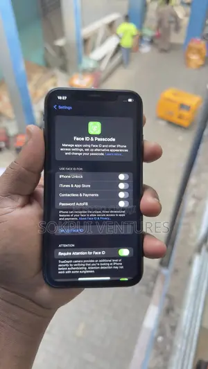 Apple iPhone XR 64 GB Black