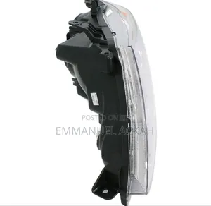Toyota Venza 2009 to 2016 Headlight