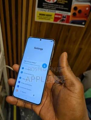 Samsung Galaxy S23 256 GB Gold