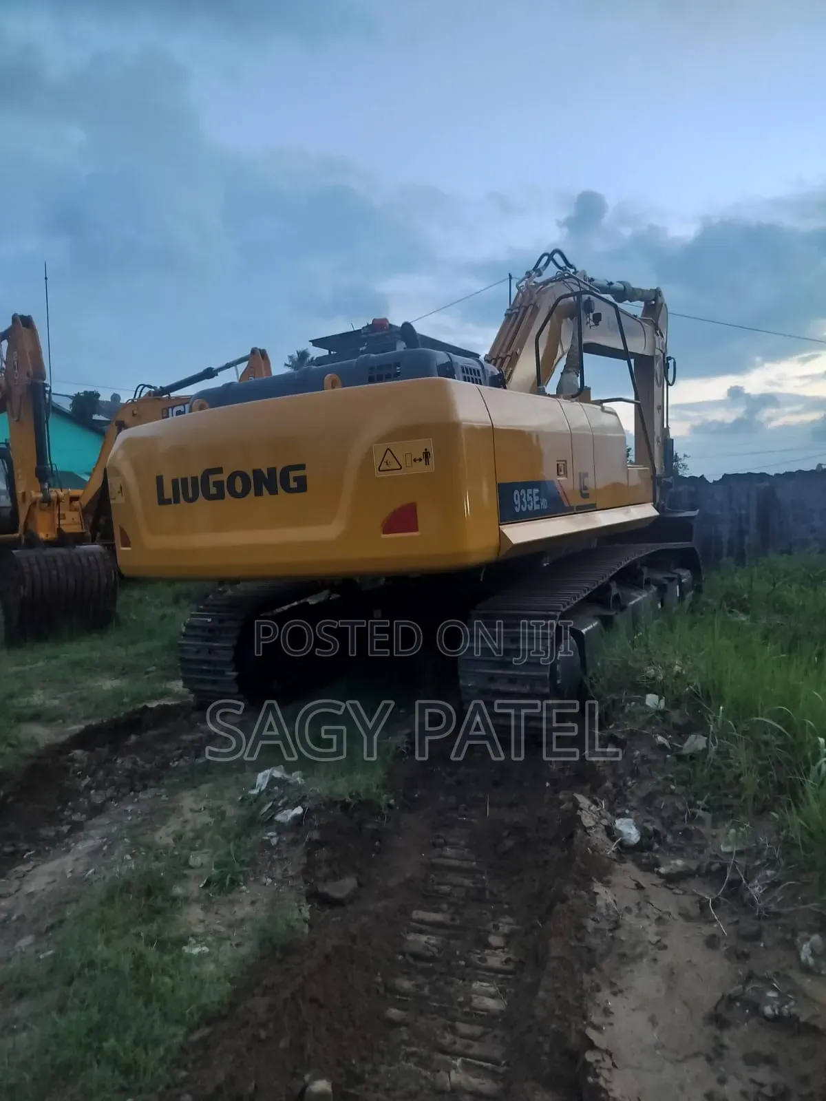 Excavator Available India Type SANY,XCMG, LIUGONG