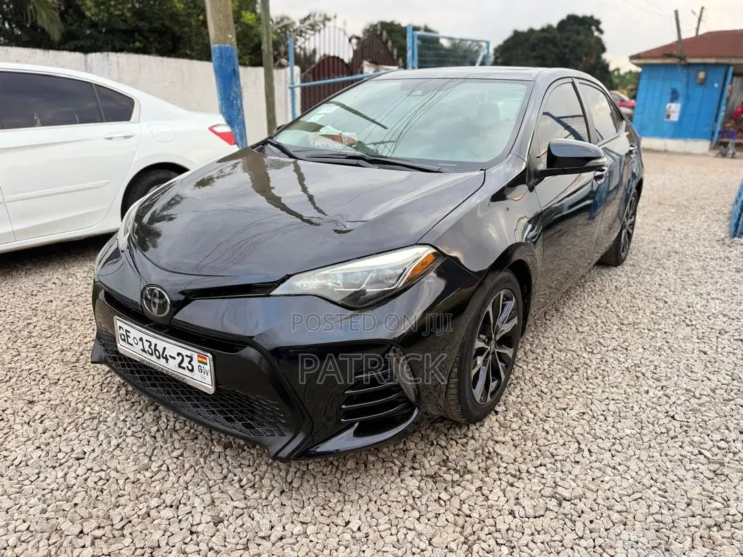 Toyota Corolla SE 4dr Sedan (1.8L 4cyl CVT) 2017 Black