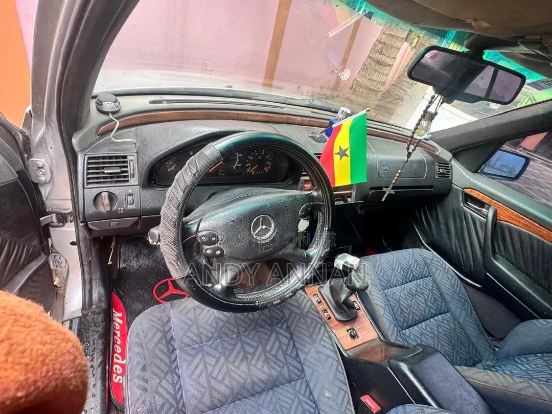 Mercedes-Benz C180 1995 Silver