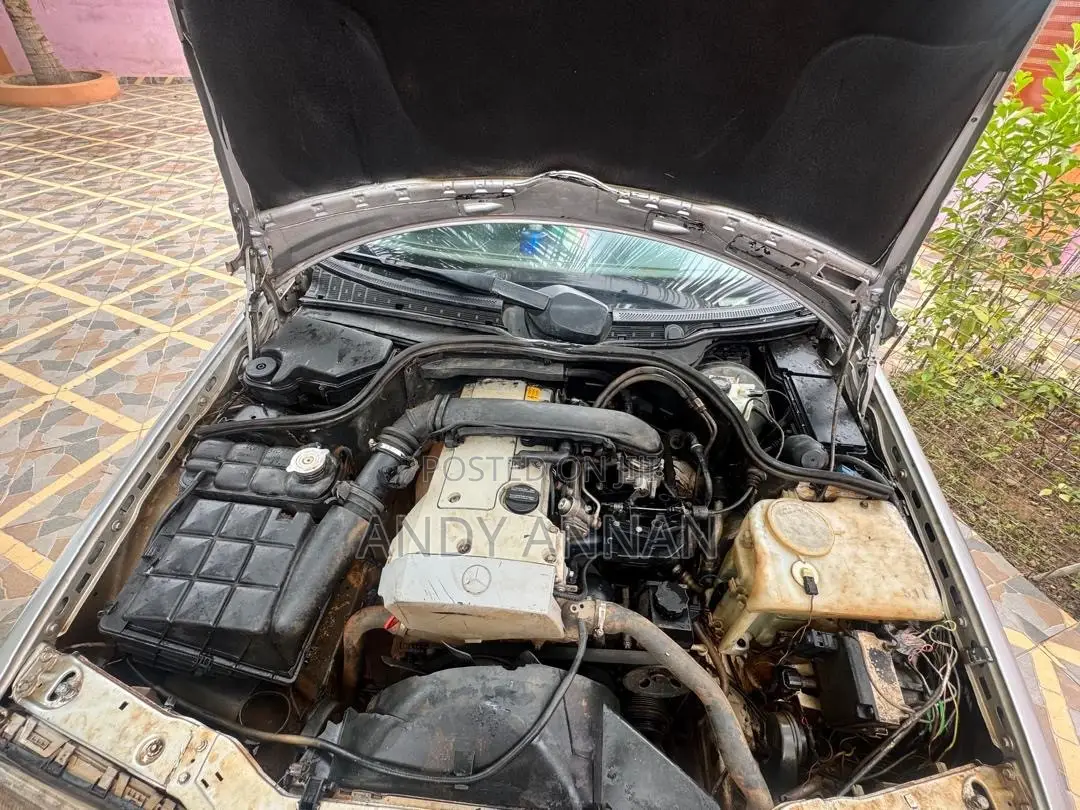 Mercedes-Benz C180 1995 Silver