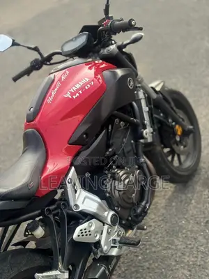 Yamaha 2022 Red