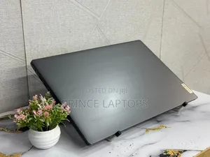 Laptop Lenovo V15 8GB Intel Core i5 SSD 256GB