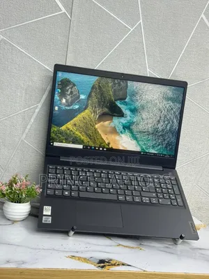 Laptop Lenovo V15 8GB Intel Core i5 SSD 256GB