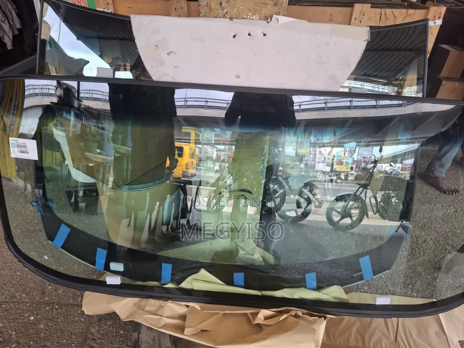 Toyota Rav4 AS50 SUV 2019-Q Windscreen