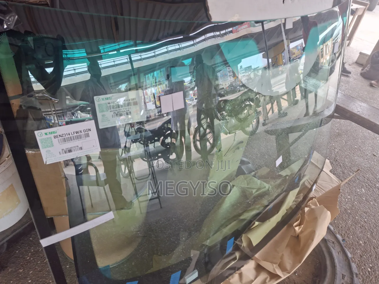 Toyota Rav4 AS50 SUV 2019-Q Windscreen