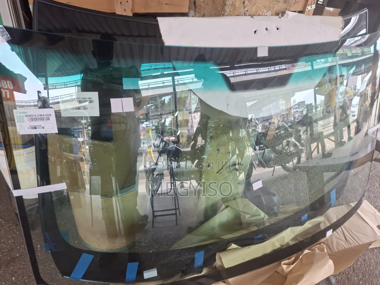 Toyota Rav4 AS50 SUV 2019-Q Windscreen