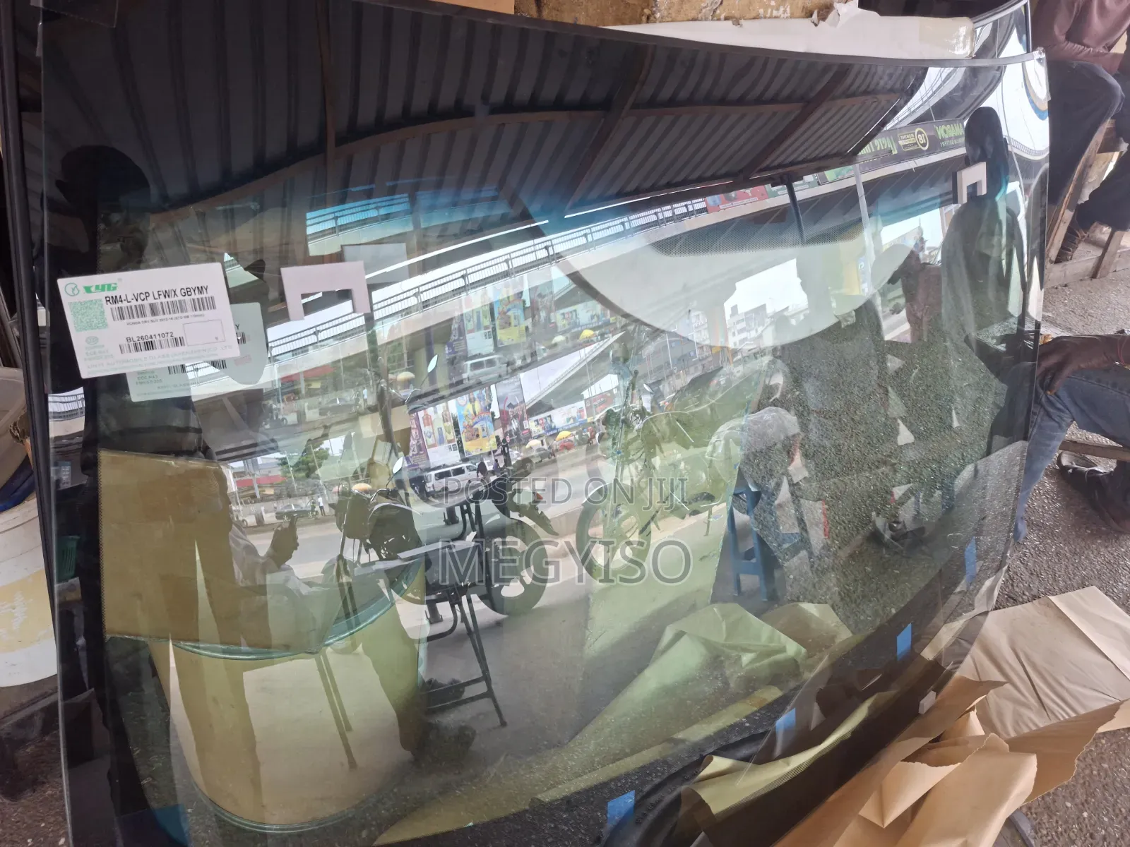 Toyota Rav4 AS50 SUV 2019-Q Windscreen