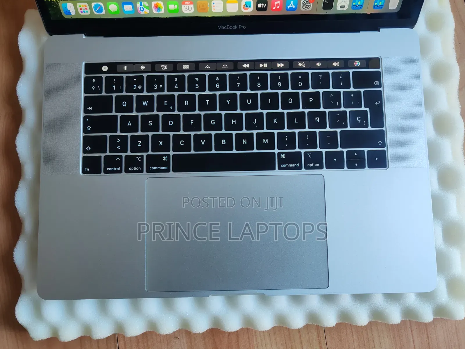 Laptop Apple MacBook Pro 2018 16GB Intel Core i7 SSD 512GB