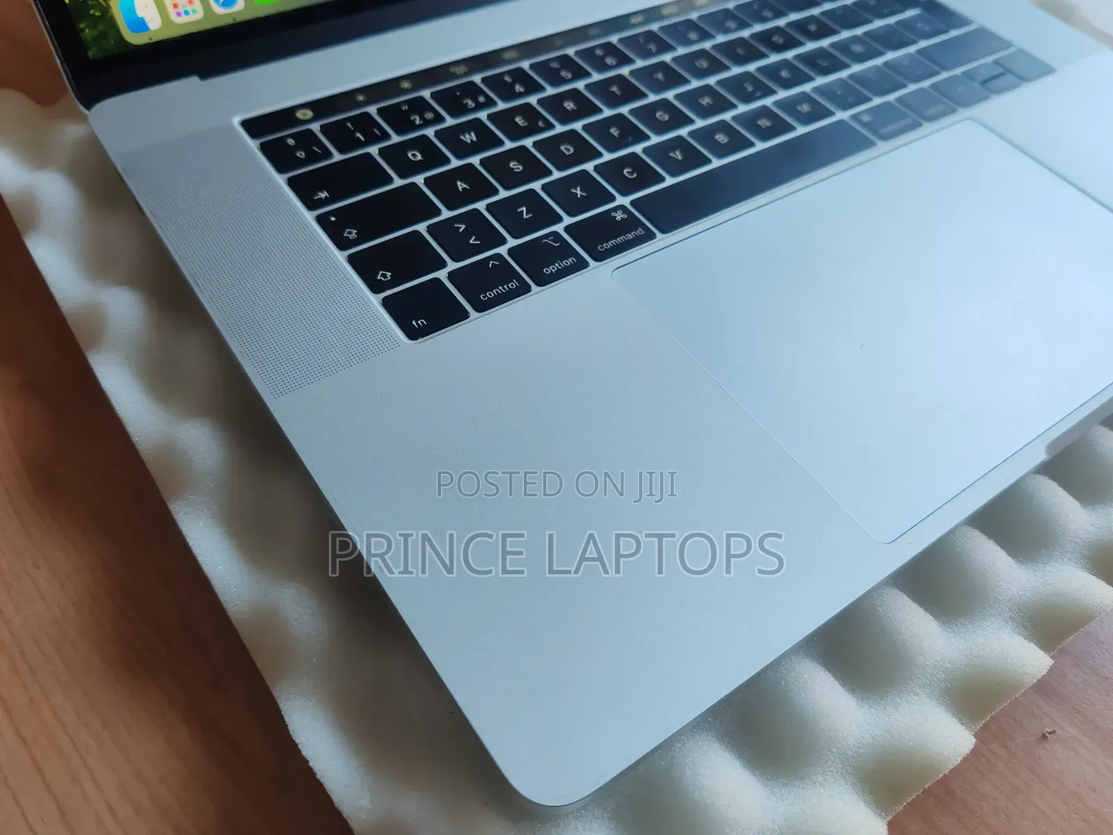 Laptop Apple MacBook Pro 2018 16GB Intel Core i7 SSD 512GB