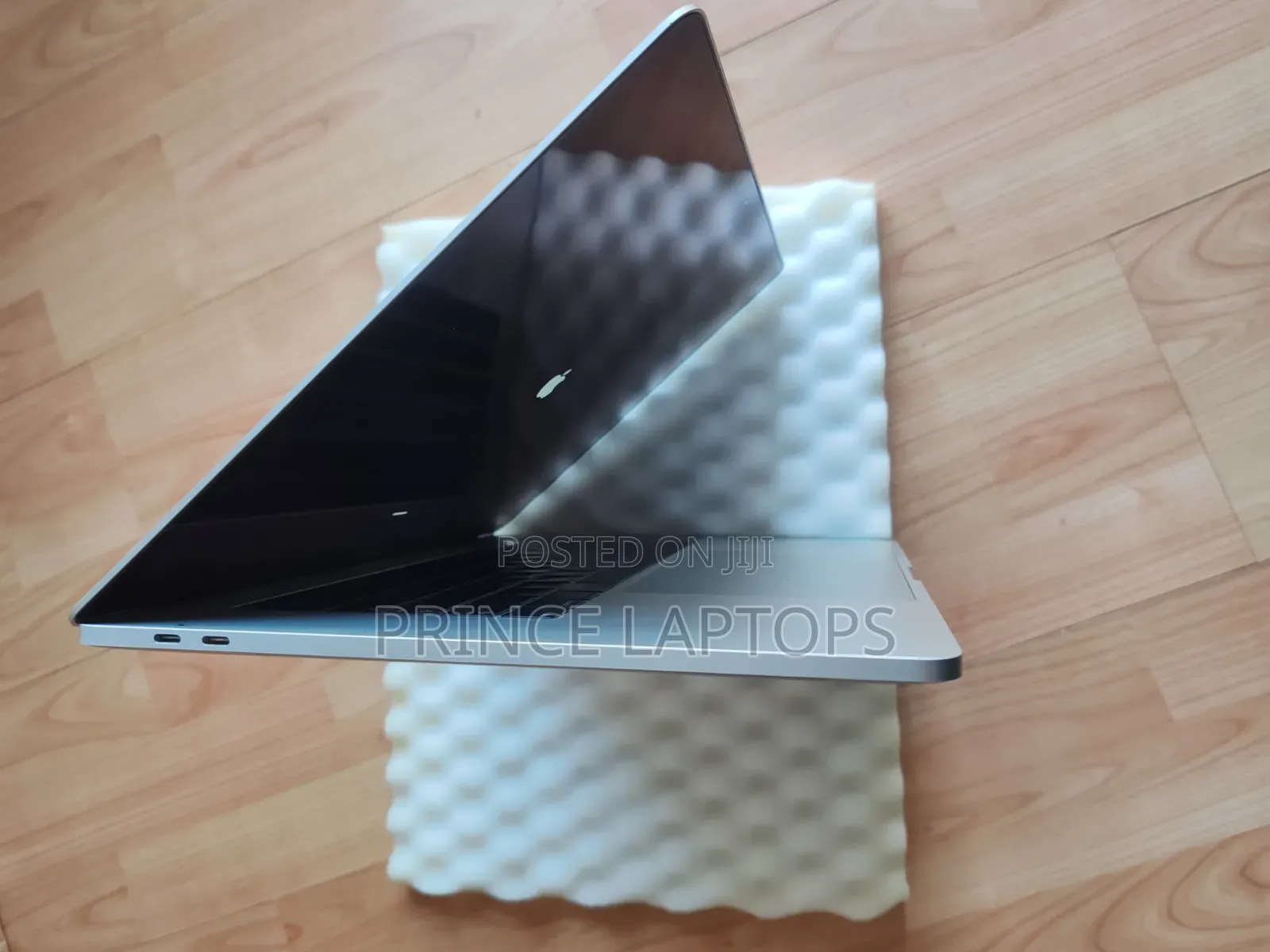 Laptop Apple MacBook Pro 2018 16GB Intel Core i7 SSD 512GB