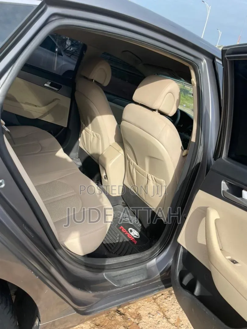 Hyundai Sonata Limited Sedan FWD (2.4L 4cyl 6A) 2016 Gray