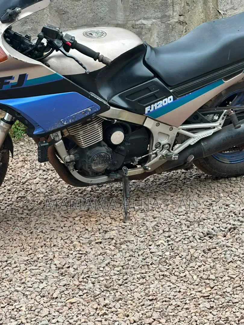 Yamaha FZ 1987