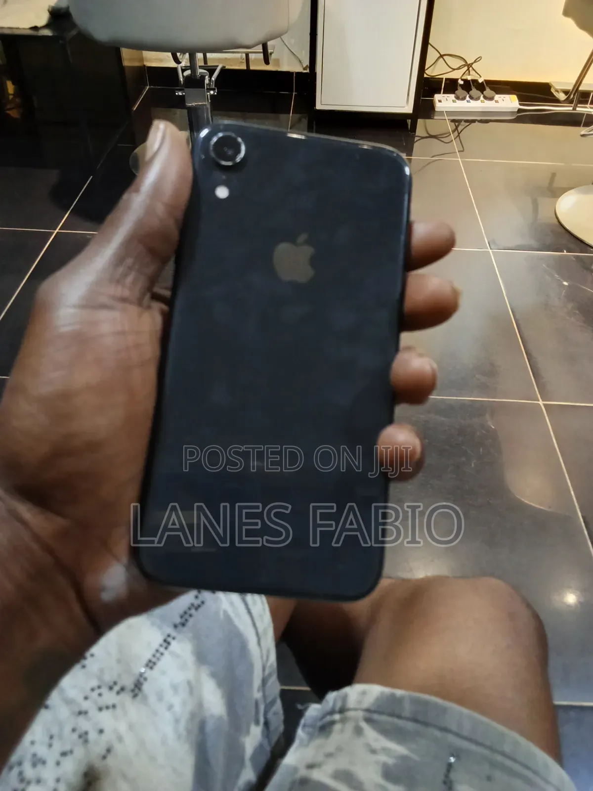 Apple iPhone XR 64 GB Black
