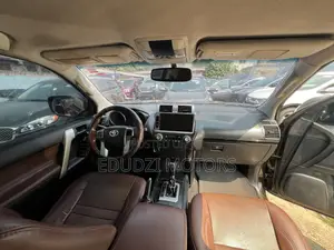 Toyota Land Cruiser Prado 2.8 D-4D 2014 Black