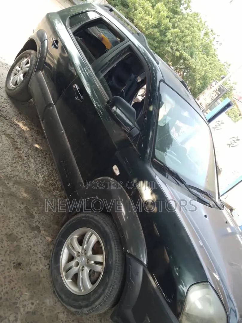Hyundai Tucson 2010 Black