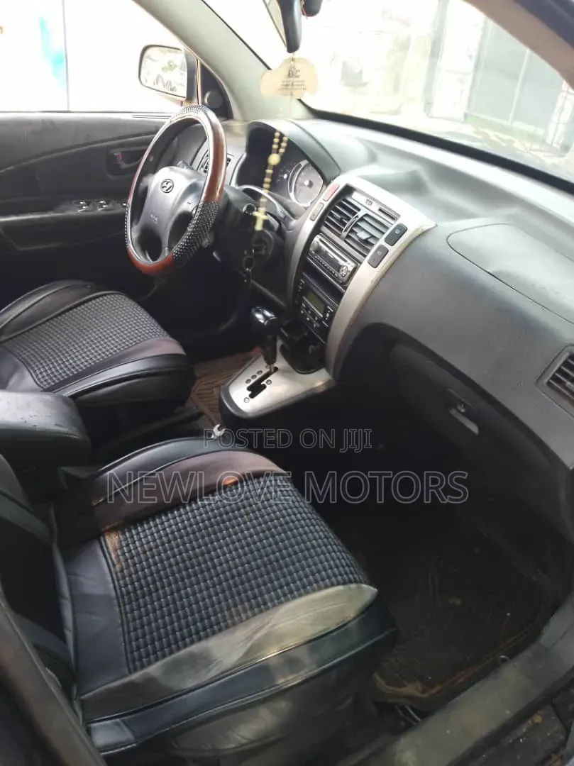 Hyundai Tucson 2010 Black