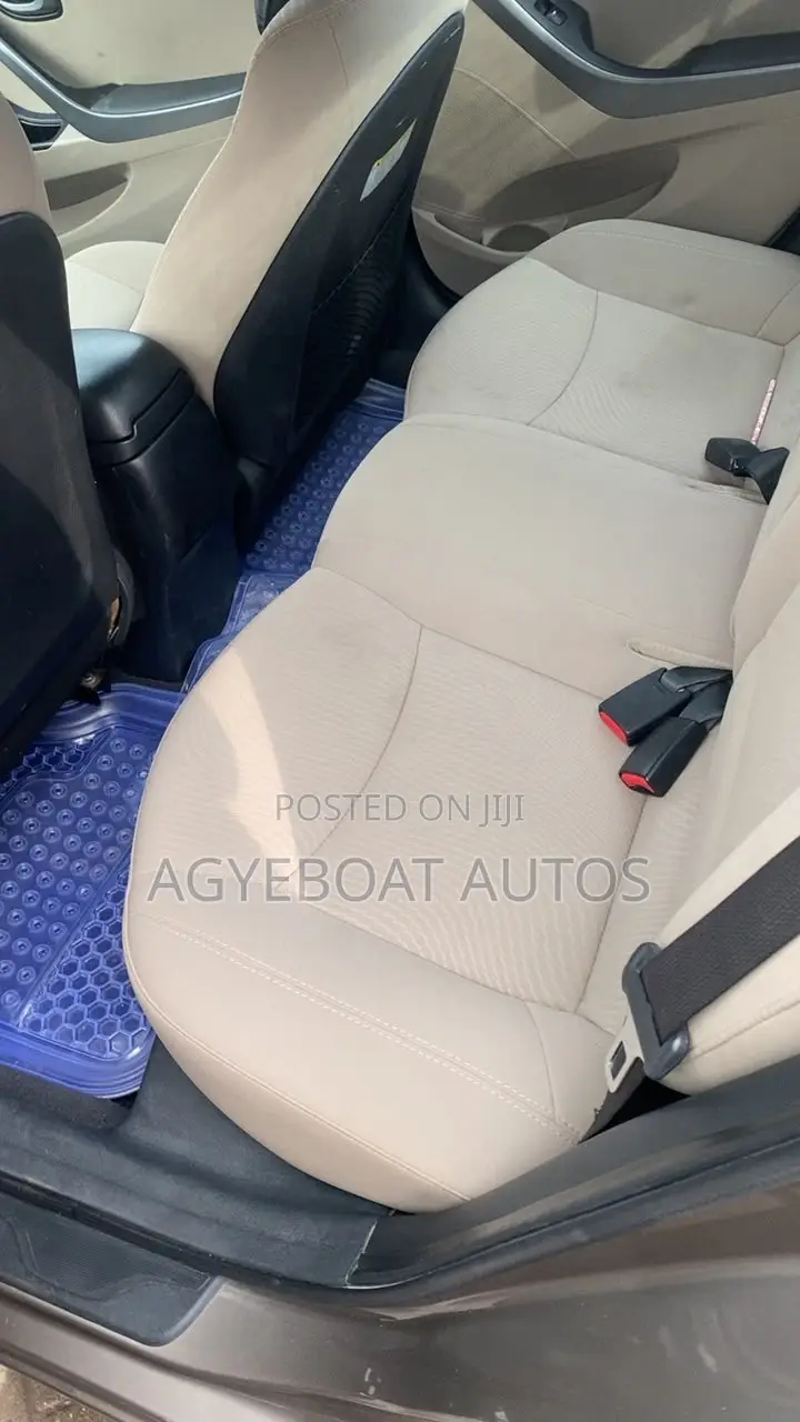 Hyundai Elantra 2016