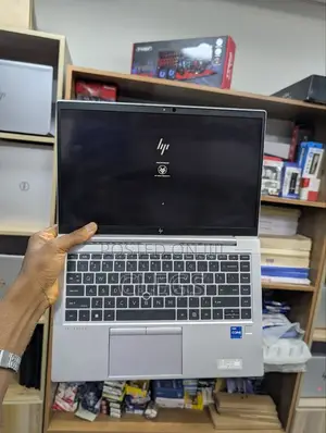 Laptop HP EliteBook 840 G8 16GB Intel Core i7 SSD 512GB