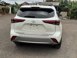 Toyota Highlander Platinum 2022 White