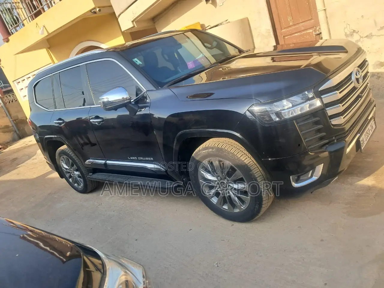 Toyota Land Cruiser LC300 2024 Black