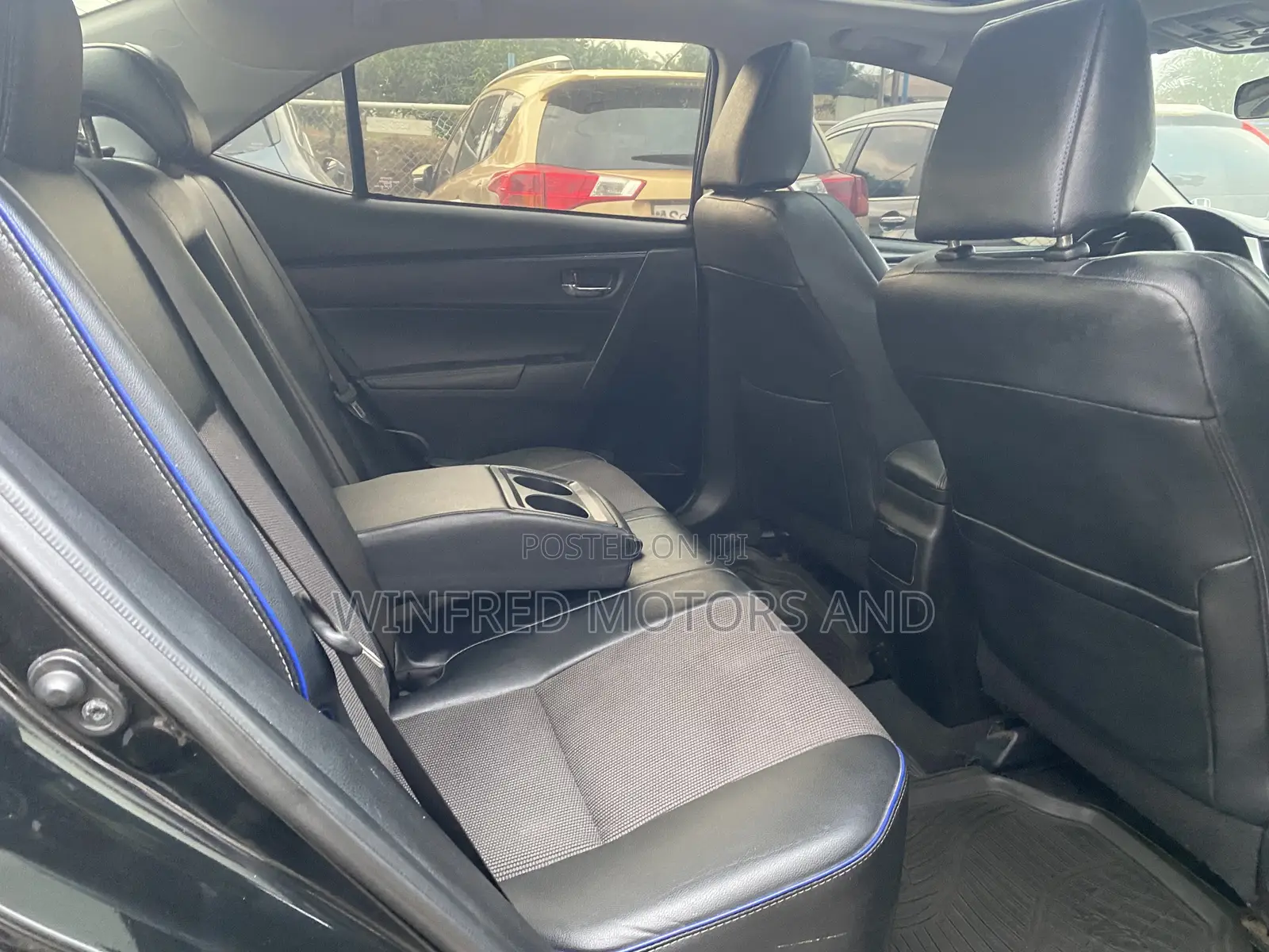 Toyota Corolla SE 4dr Sedan (1.8L 4cyl CVT) 2017 Black