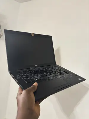 Laptop Dell Latitude 7490 4GB Intel Core i3 HDD 700GB