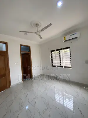 2bdrm Apartment in Ashale Botwe, New Town for rent