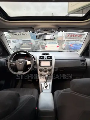 Toyota Corolla S 5-Speed 2013 Black