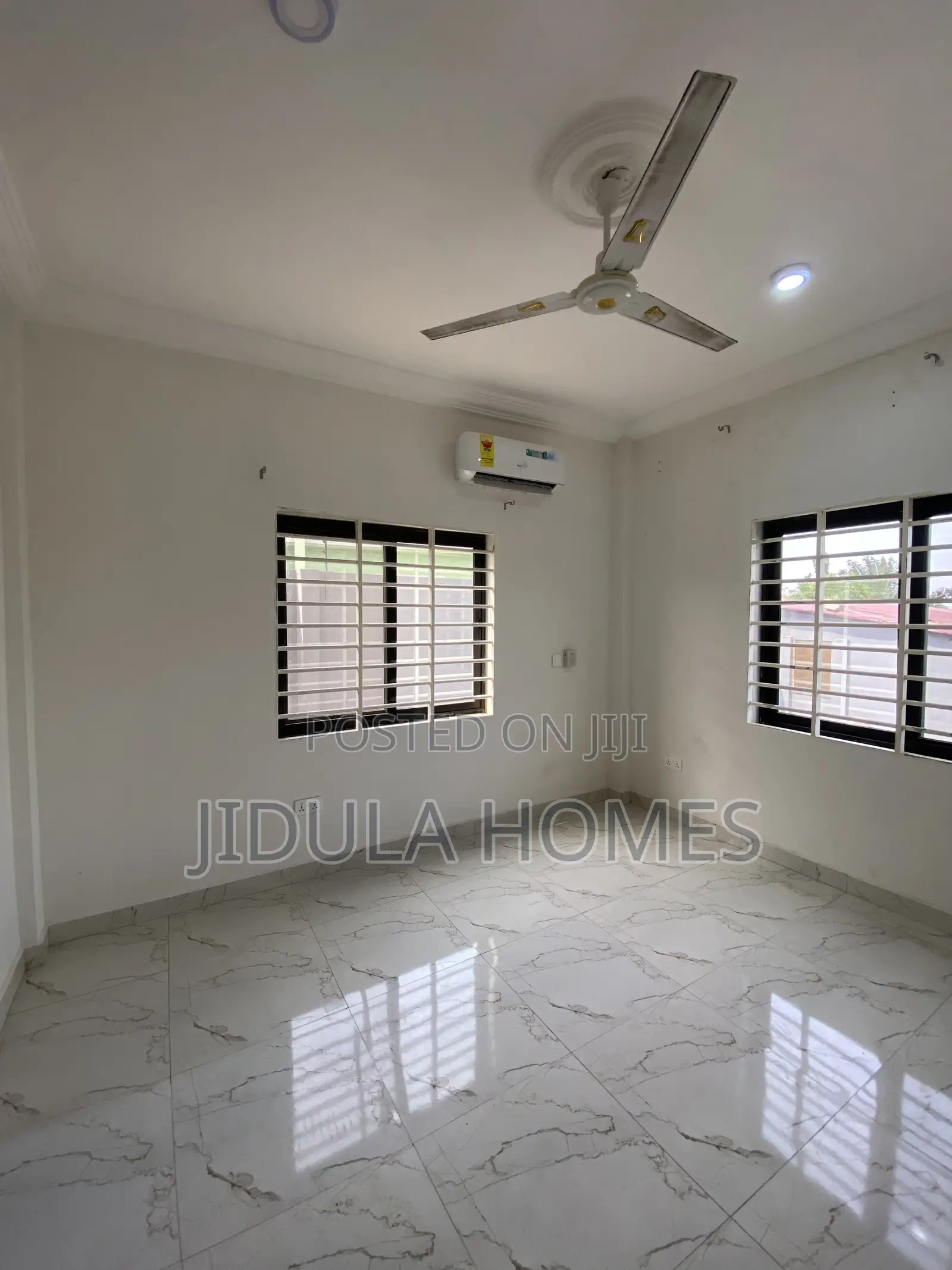 2bdrm Apartment in Ashale Botwe, New Town for rent