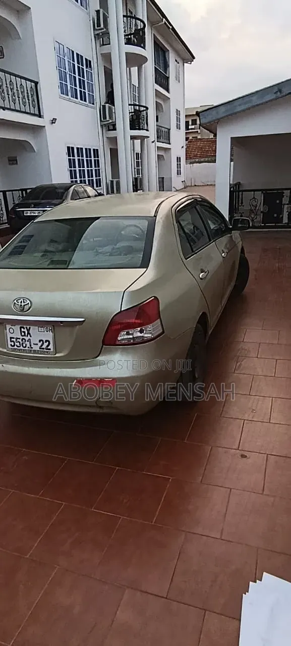 Toyota Belta 2010
