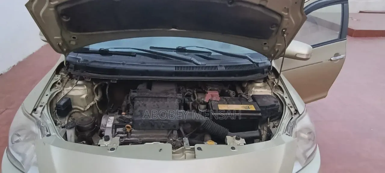 Toyota Belta 2010