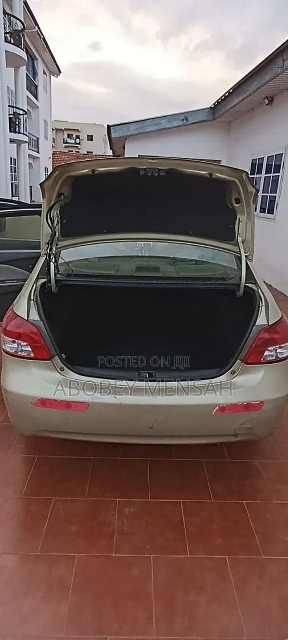 Toyota Belta 2010