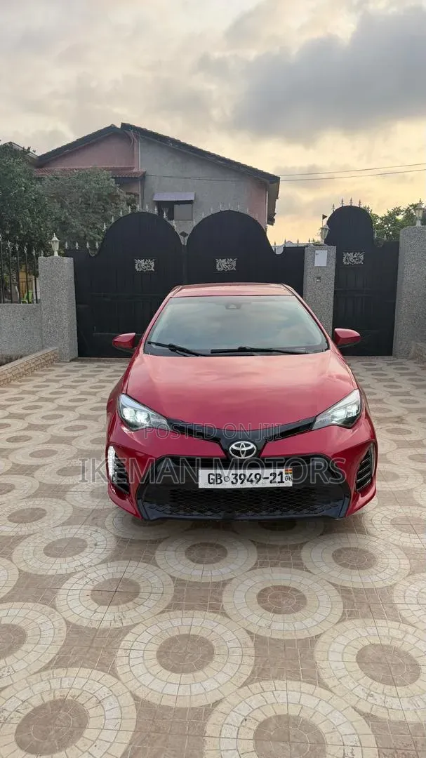 Toyota Corolla 2014 Red