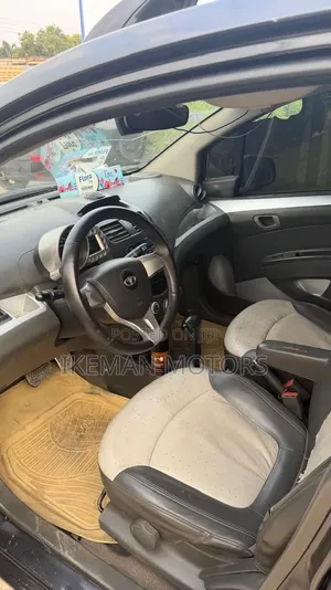 Chevrolet Spark 2011 Black