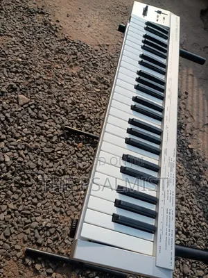 Roland ED 180A Midi Keyboard Controller