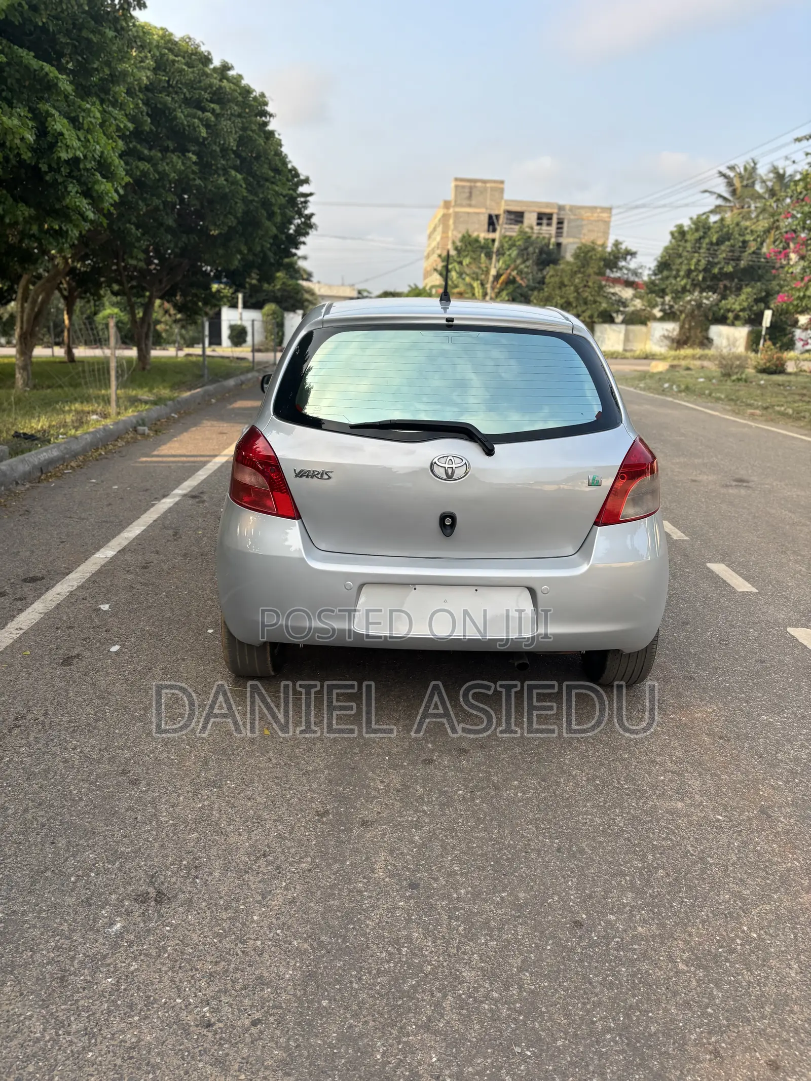 Toyota Yaris Base Hatchback 3dr 2010 Silver