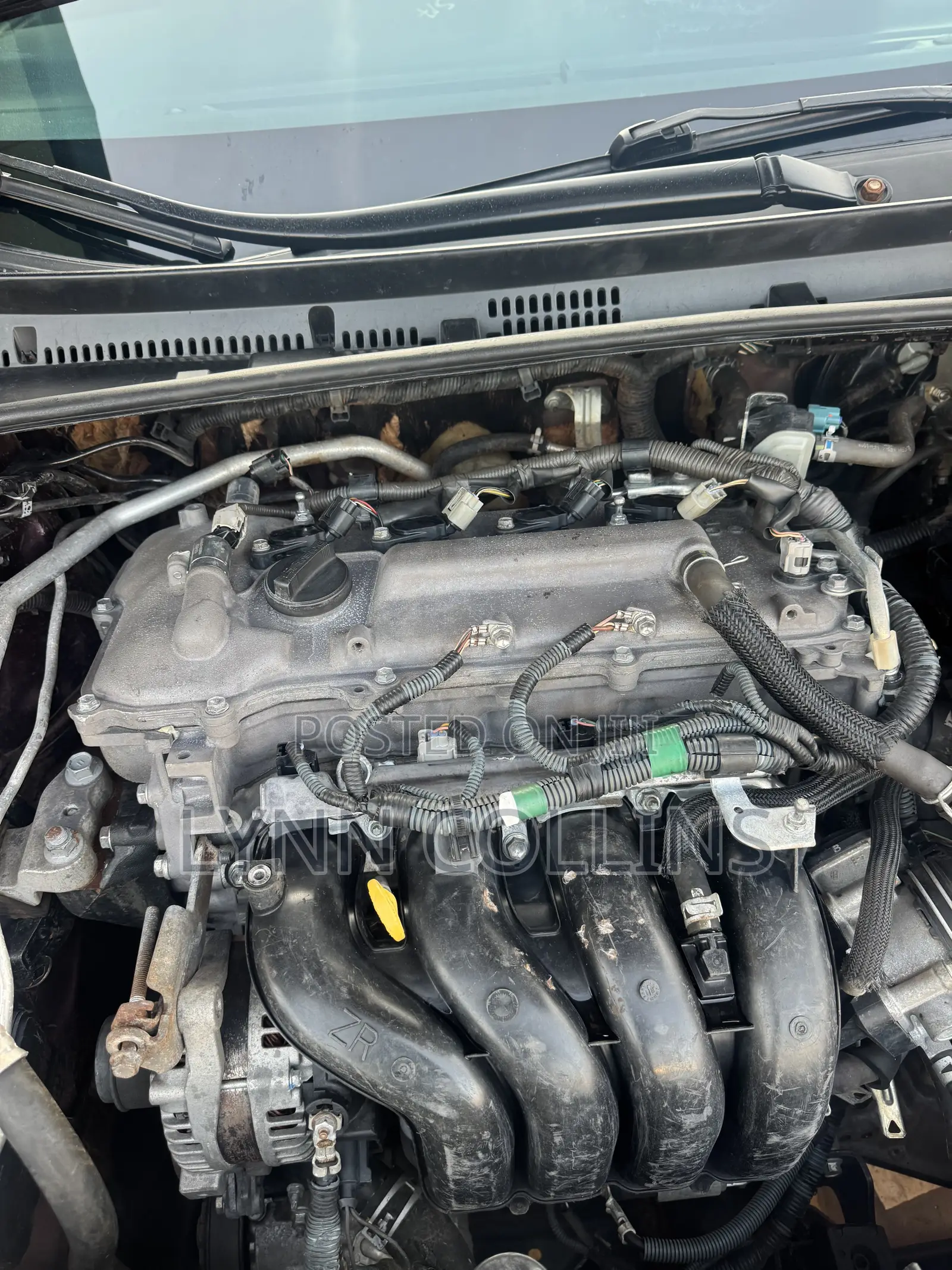 Toyota Corolla SE 4dr Sedan (1.8L 4cyl CVT) 2017