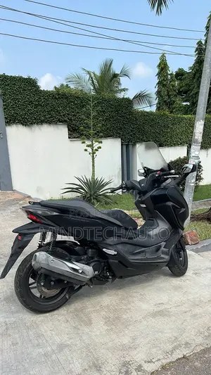 Honda Forza 2024 Black