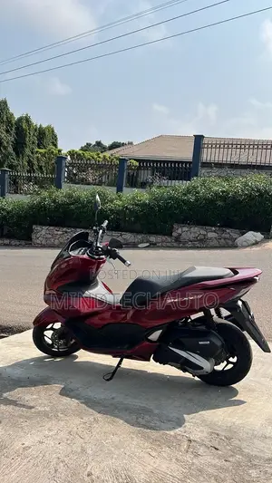 Honda 2024 Red