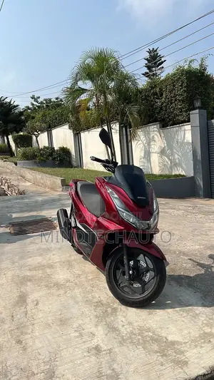 Honda 2024 Red