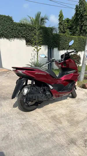 Honda 2024 Red