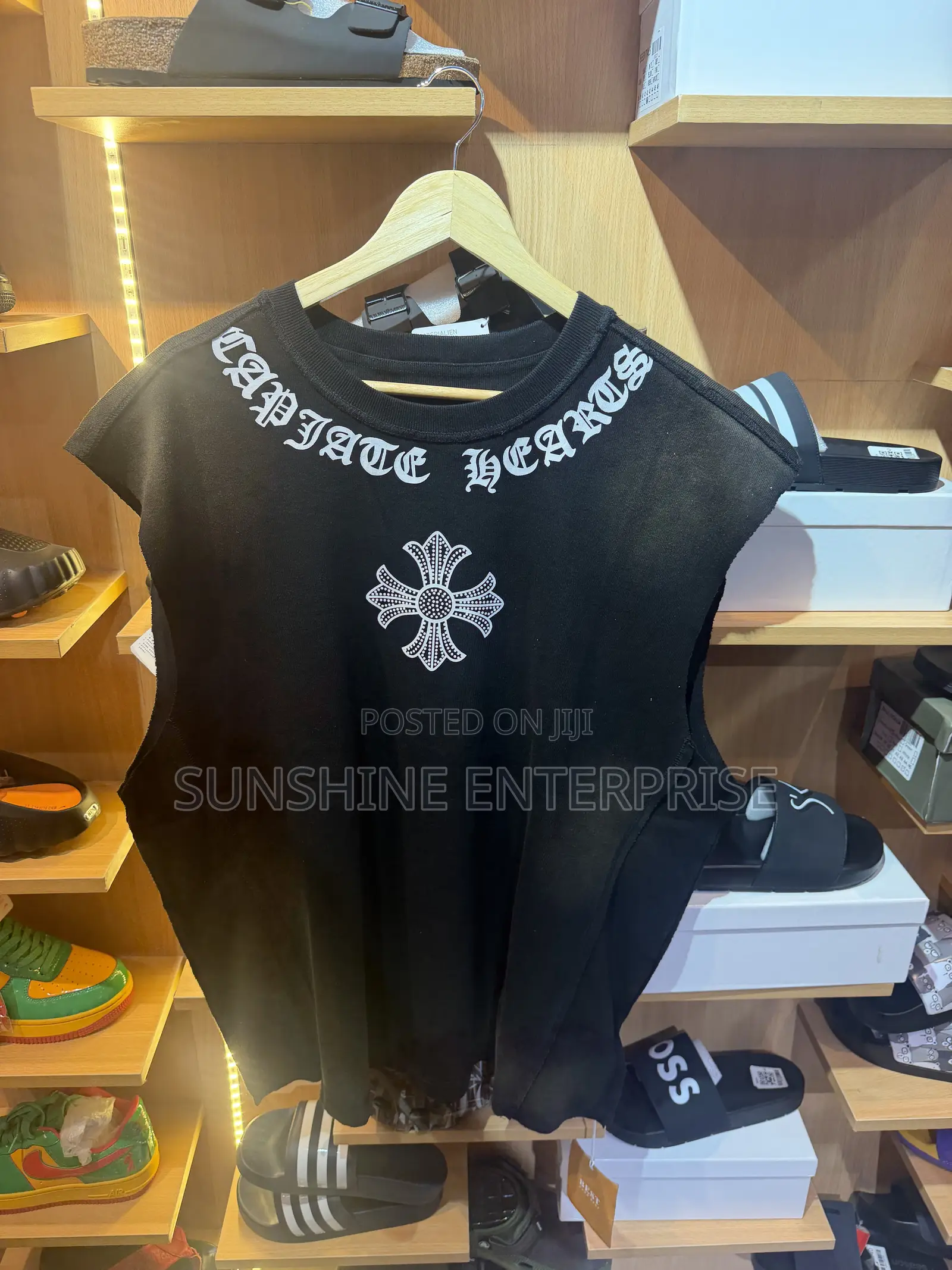 Man’s Sleeveless Shirt