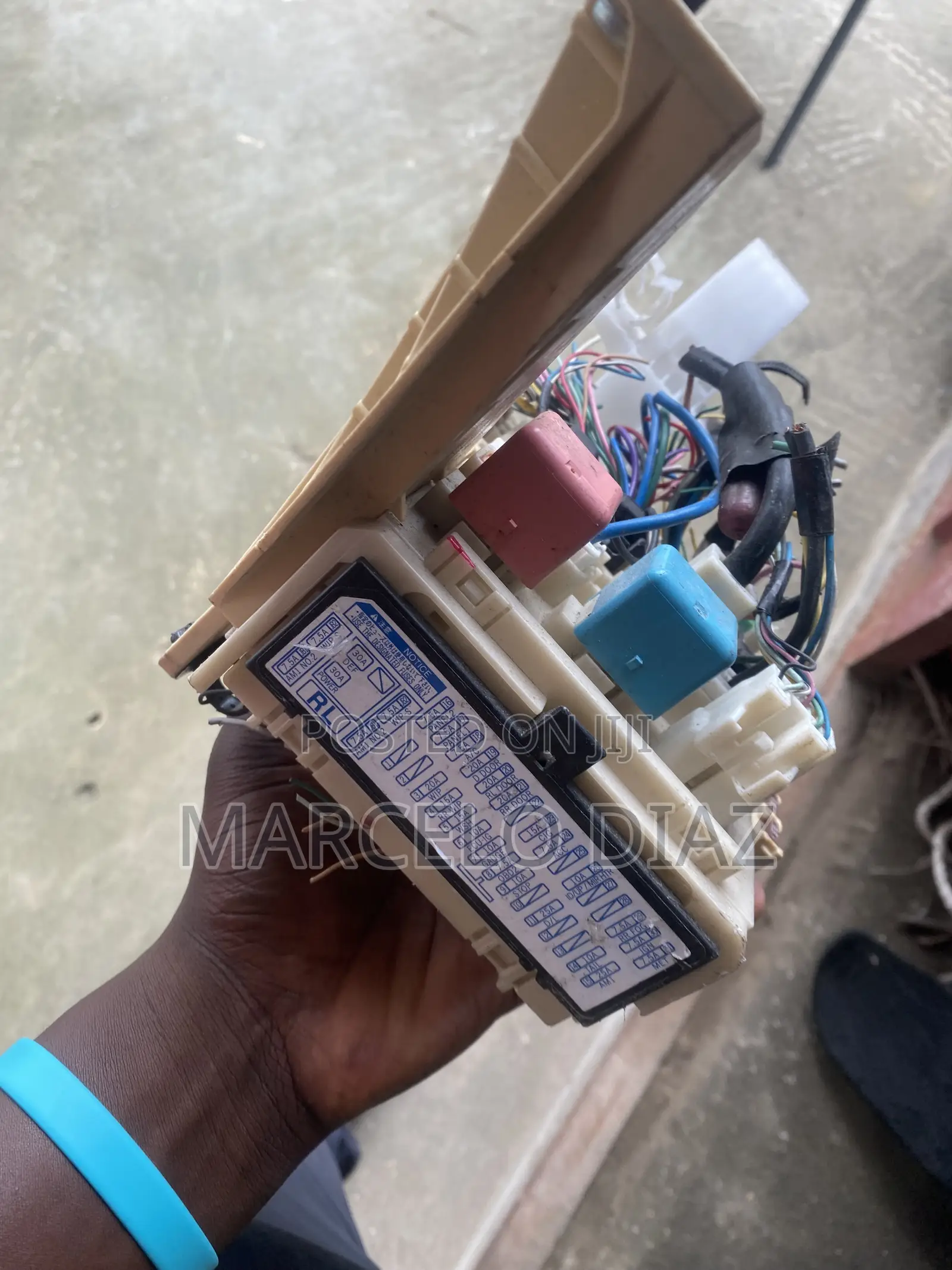 Toyota Vits and Yaris Inside Board