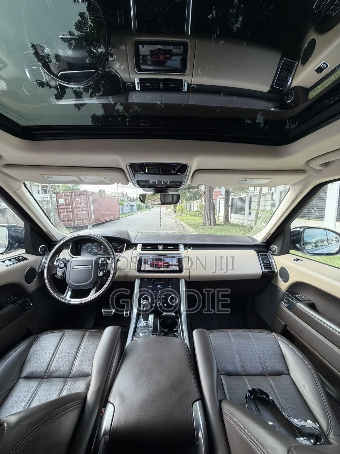 Land Rover Range Rover Sport HSE 2019 Gray