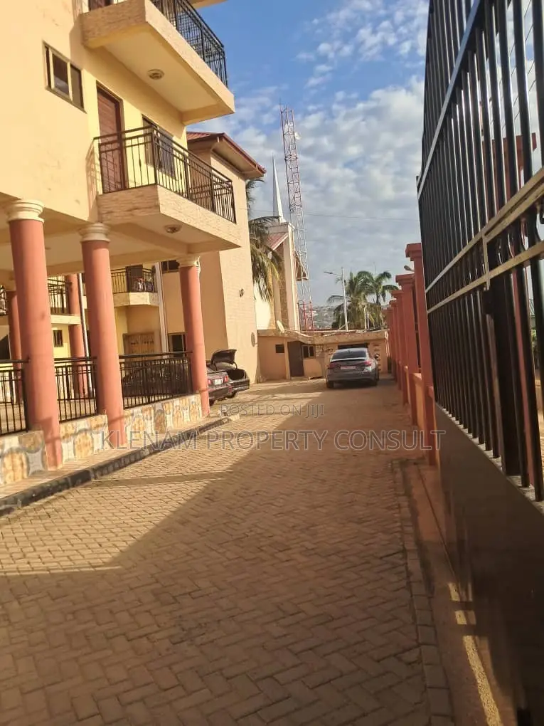 2bdrm Apartment in Mallam for rent